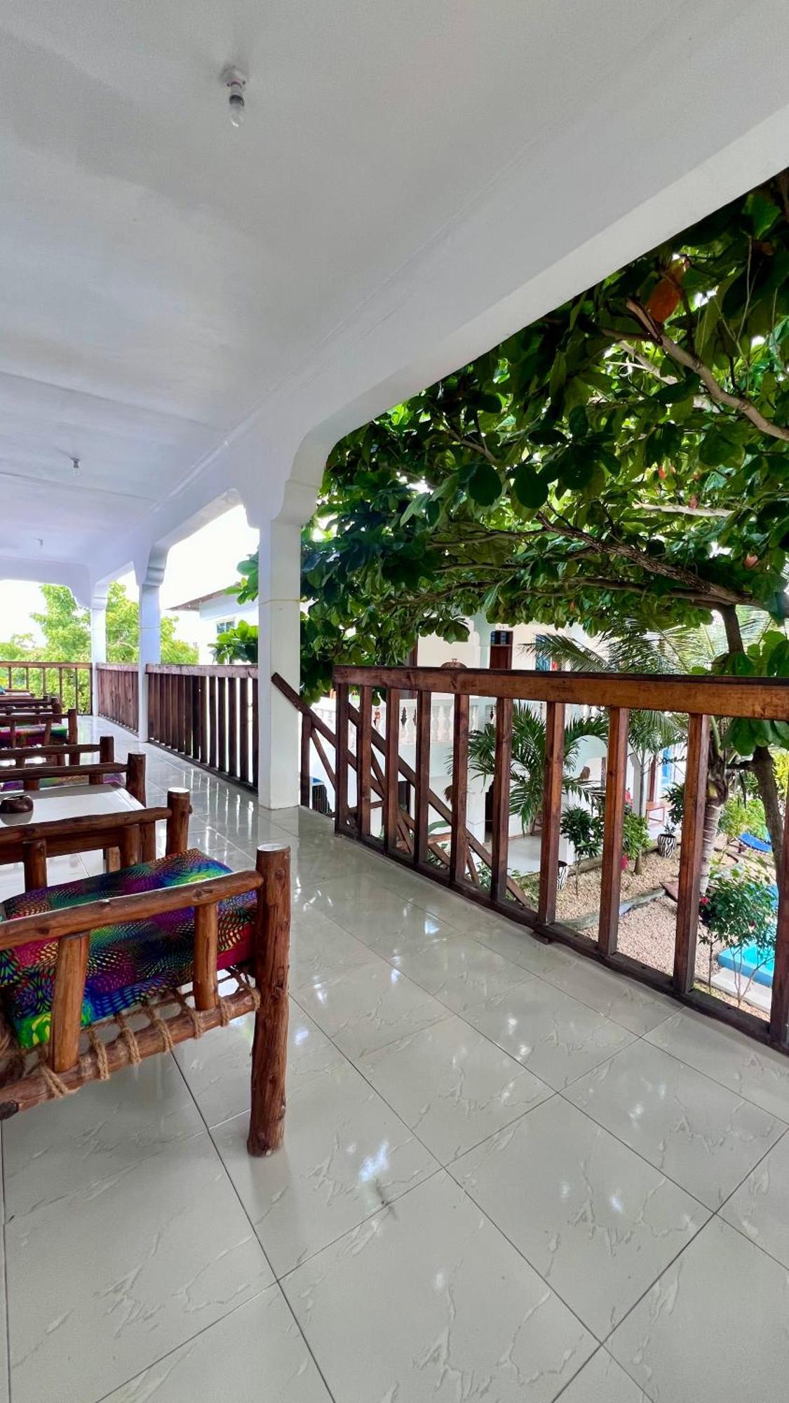 Kilimanjaro Bed & Breakfast Нунгви Екстериор снимка